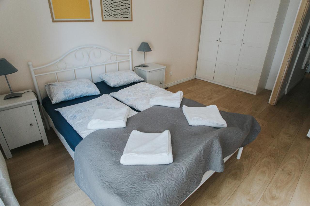 Apartament Wiktoria ชกลาร์สกา ปอเรมบา ภายนอก รูปภาพ